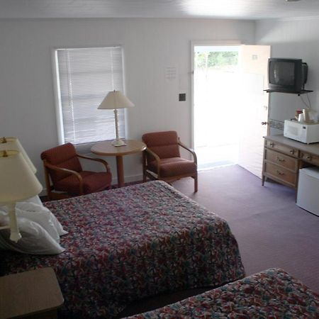 Falcon Motel Buxton Dış mekan fotoğraf