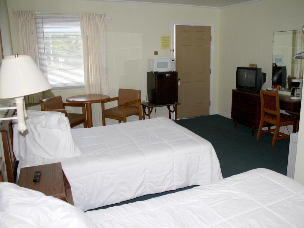 Falcon Motel Buxton Oda fotoğraf