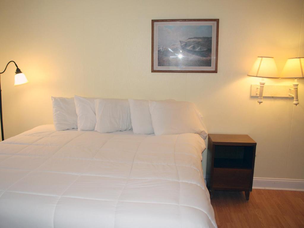 Falcon Motel Buxton Oda fotoğraf
