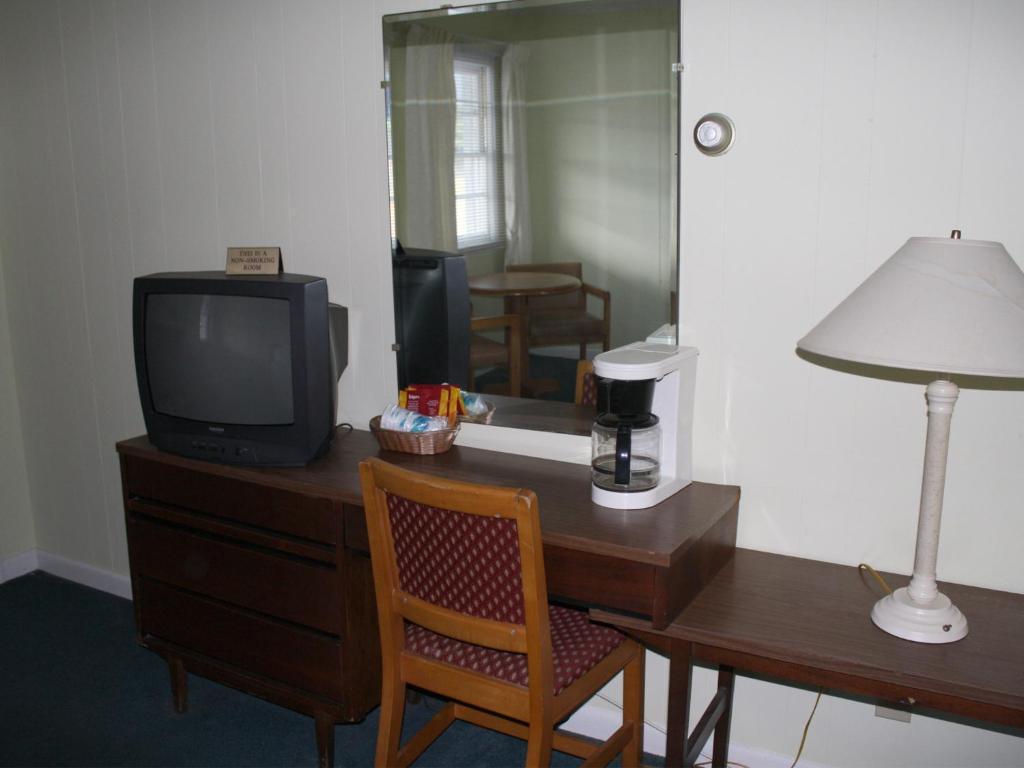 Falcon Motel Buxton Dış mekan fotoğraf